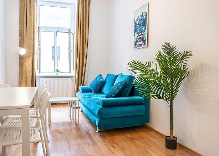 Апартаменты Like 2br Near Penzing